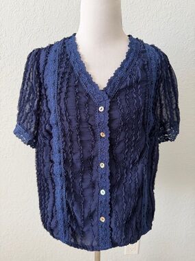 Women’s Navy Lace-Trim Short Sleeve Blouse M